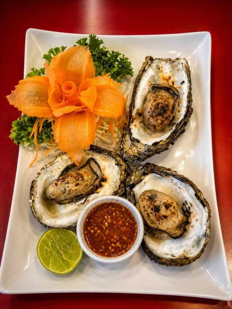 Baked Oysters with Cheese