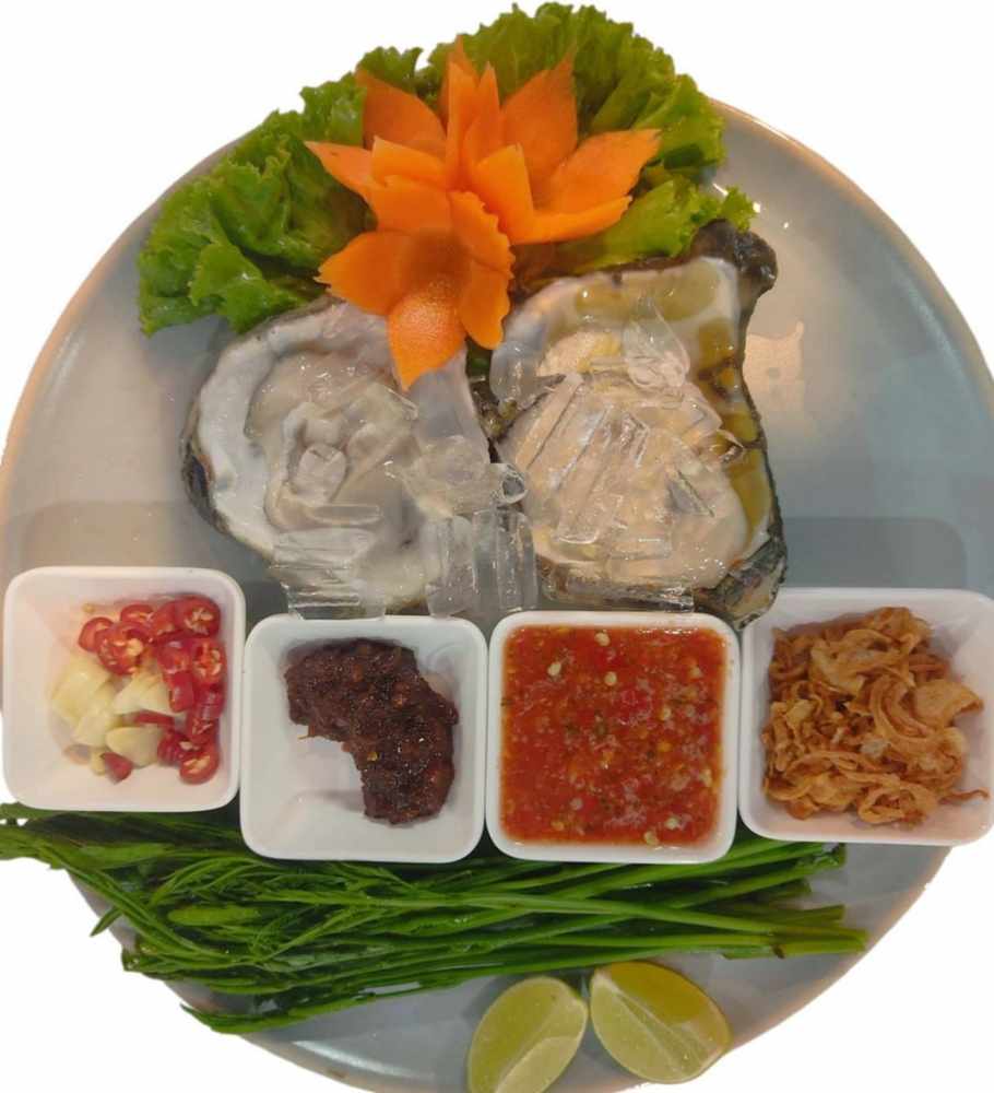 Fresh Raw Oysters