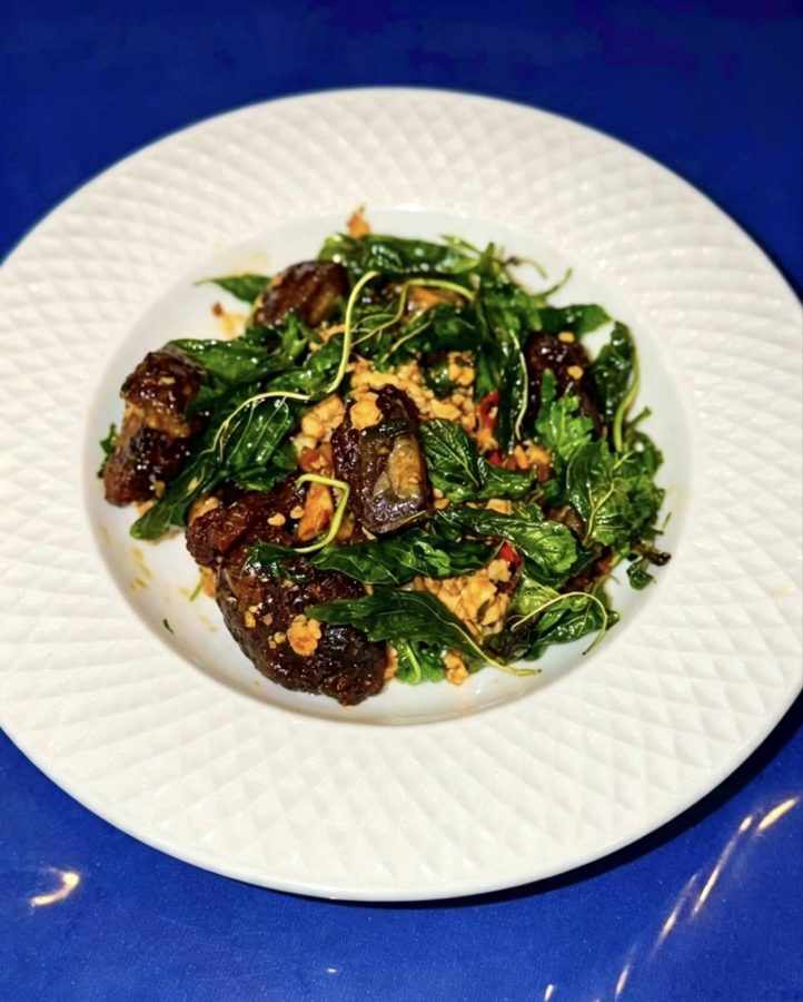 Stir-fried Chicken & Century Egg with Basil