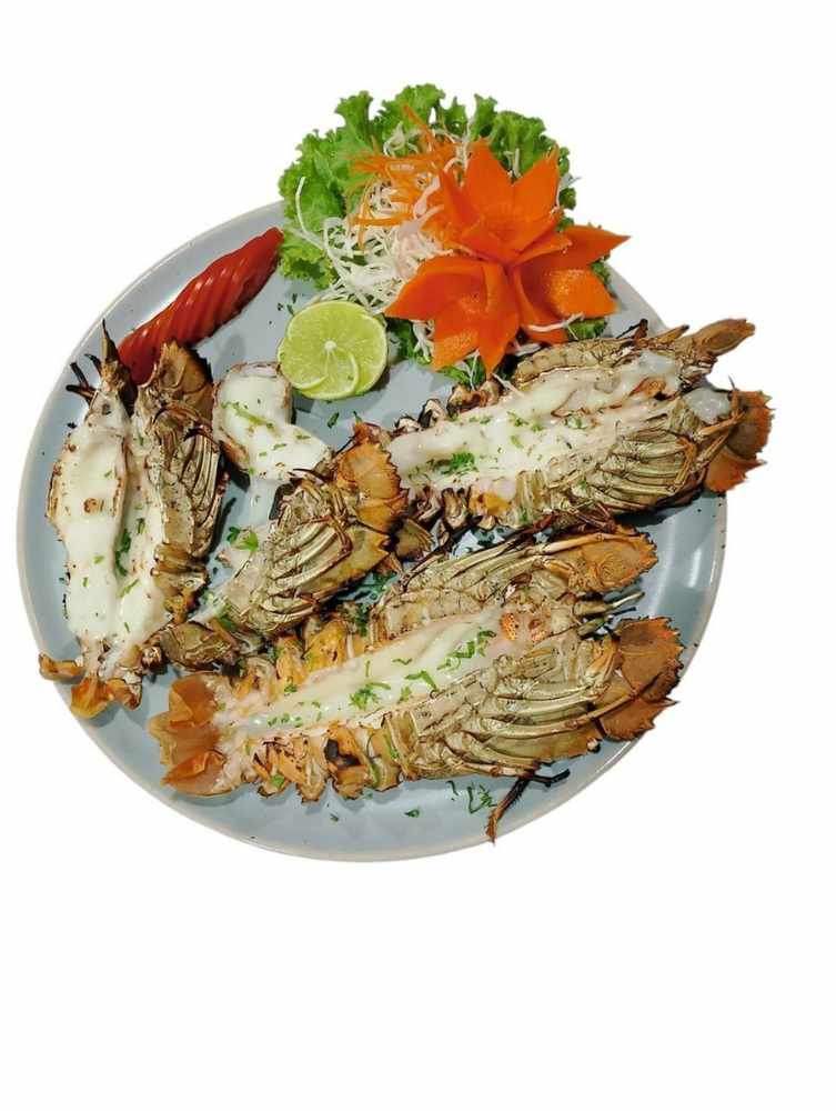 Slipper Lobster Baked with Cheese