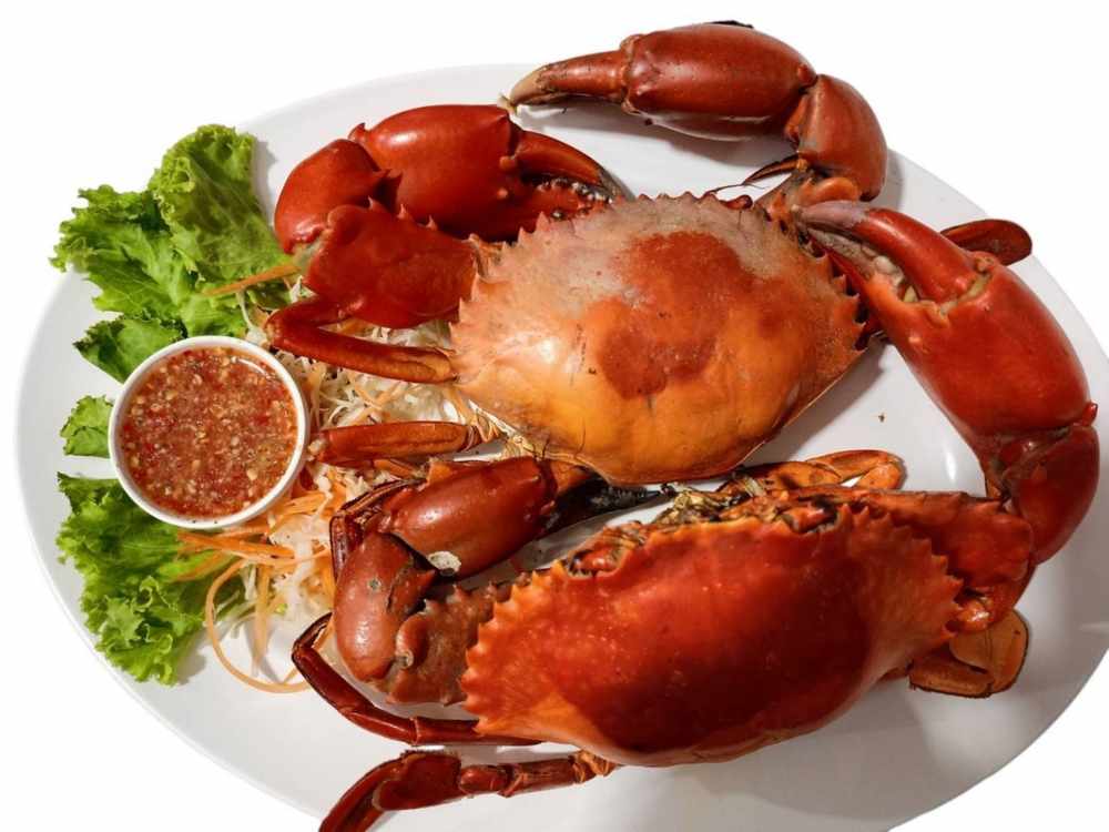 Steamed Black Crab